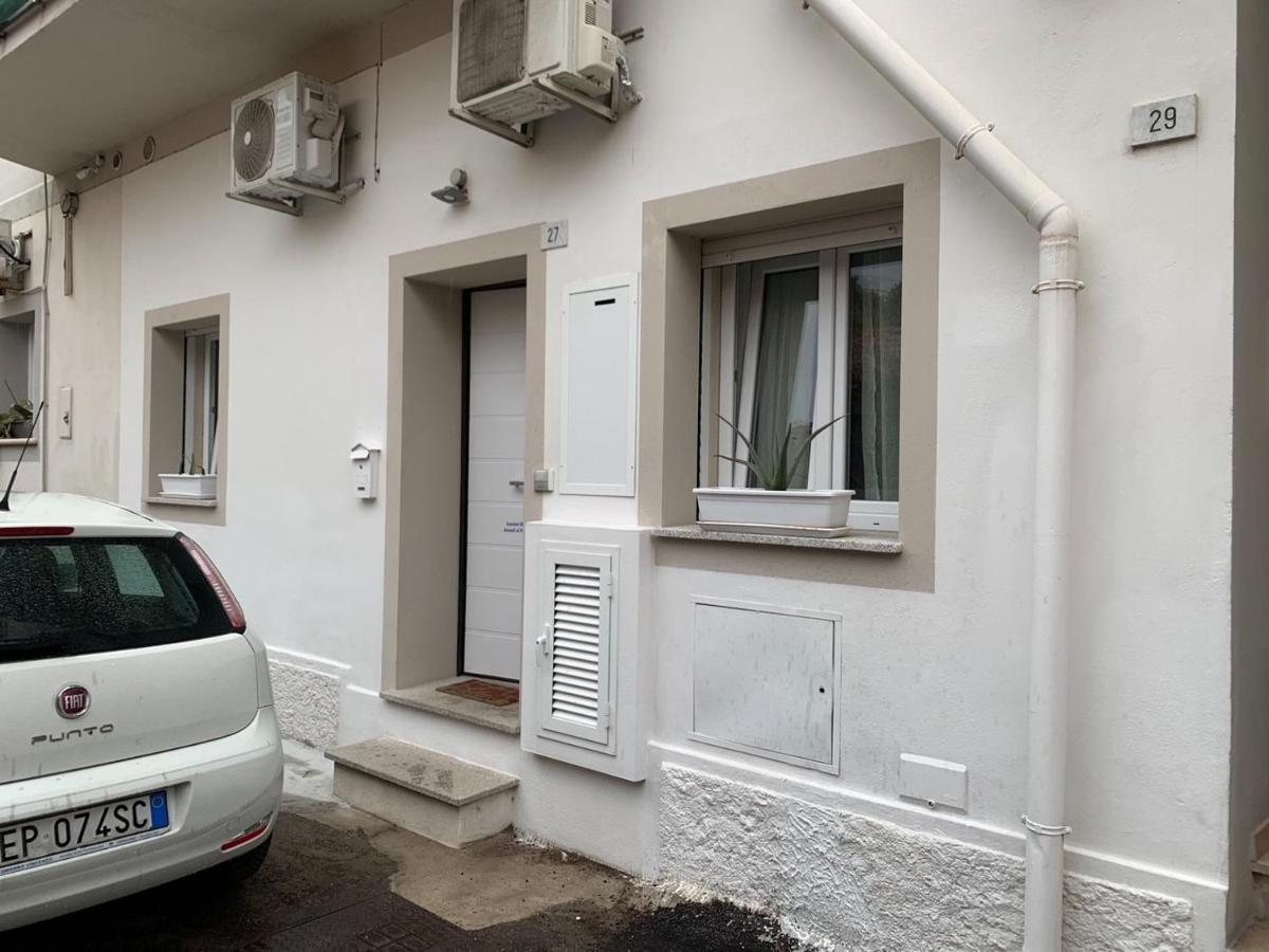 Nuova 27 Olbia Exterior foto